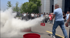 州沉点行业的41家企业代表齐聚现场